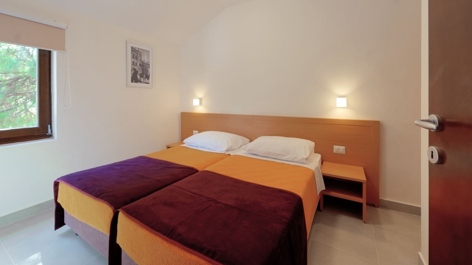 rooms-twin-standard-room-balcony-or-terrace