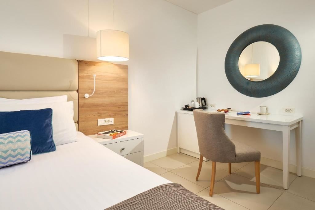 rooms-standard-room-balcony-or-terrace