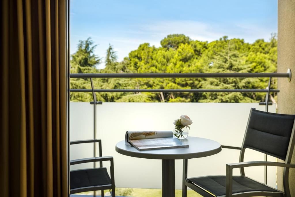 rooms-double-superior-room-balcony