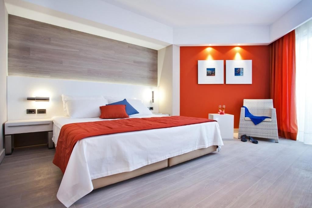 rooms-classic-room-seaside-balcony