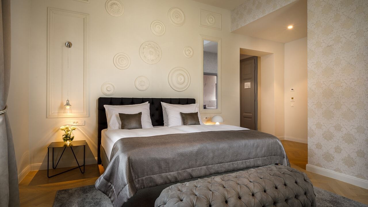 rooms-triple-superior-room