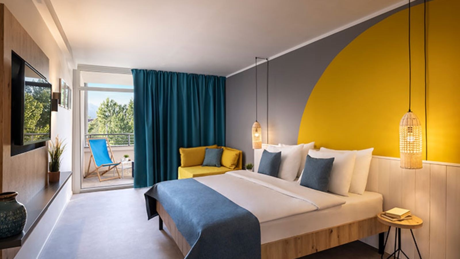 rooms-superior-room-seaview-balcony