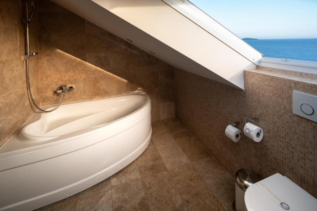 rooms-presidential-suite-seaview