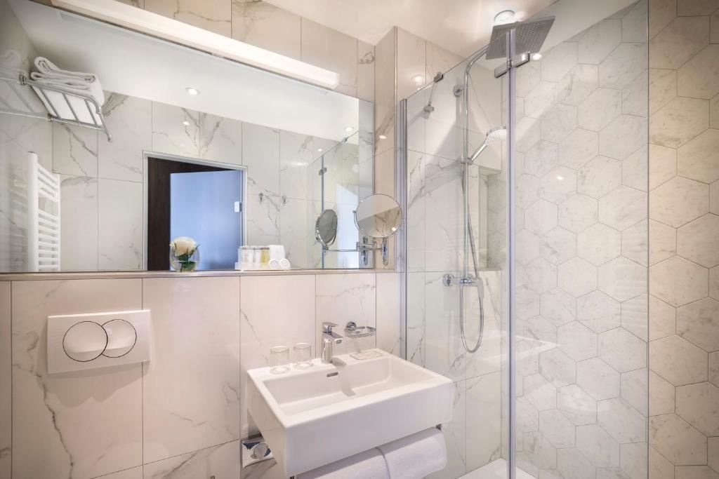 rooms-double-classic-room