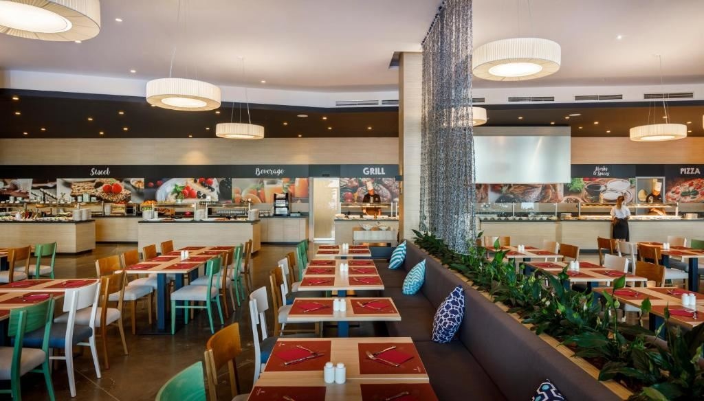 restaurants-restaurants