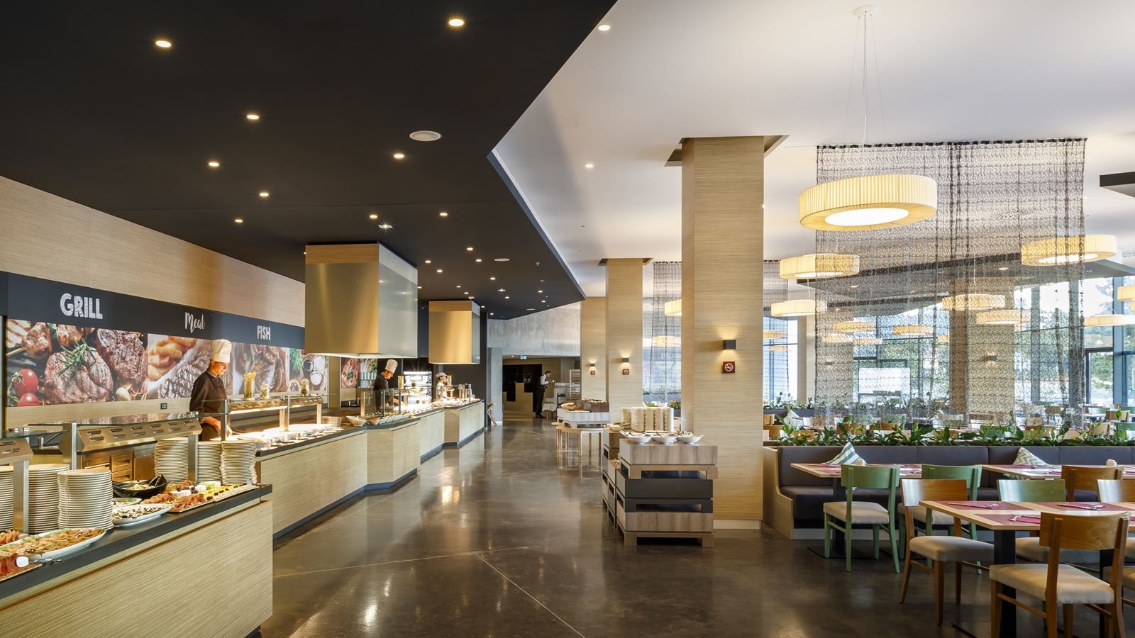 restaurants-restaurant