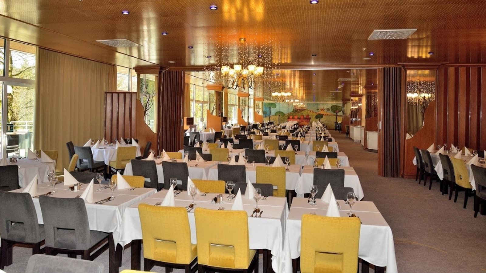 restaurants-restaurants