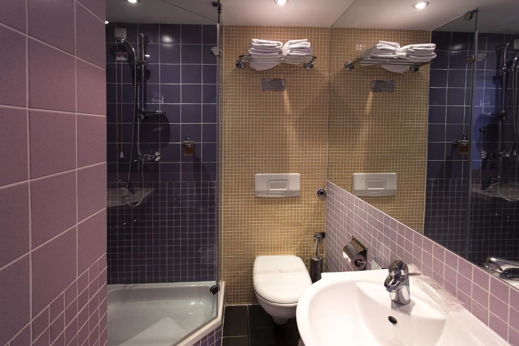 rooms-superior-room-balcony