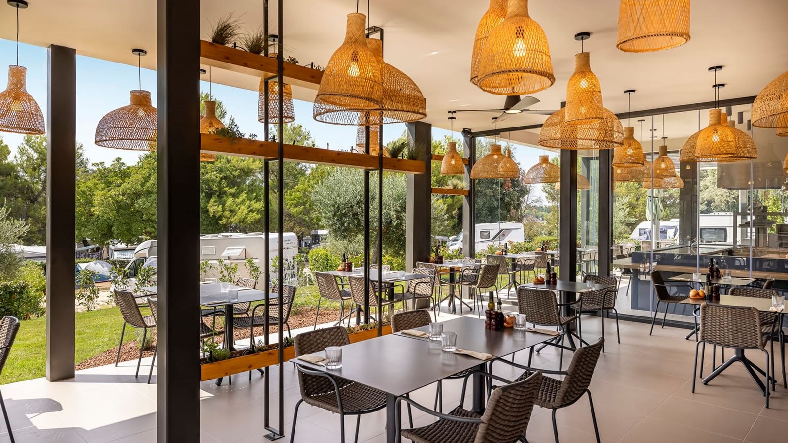 restaurants-lovor-real-grill
