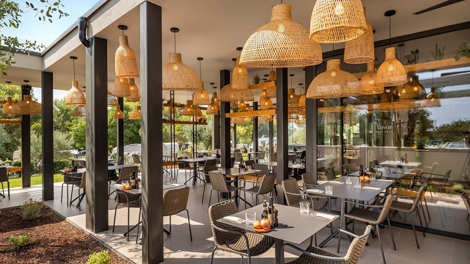 restaurants-lovor-real-grill