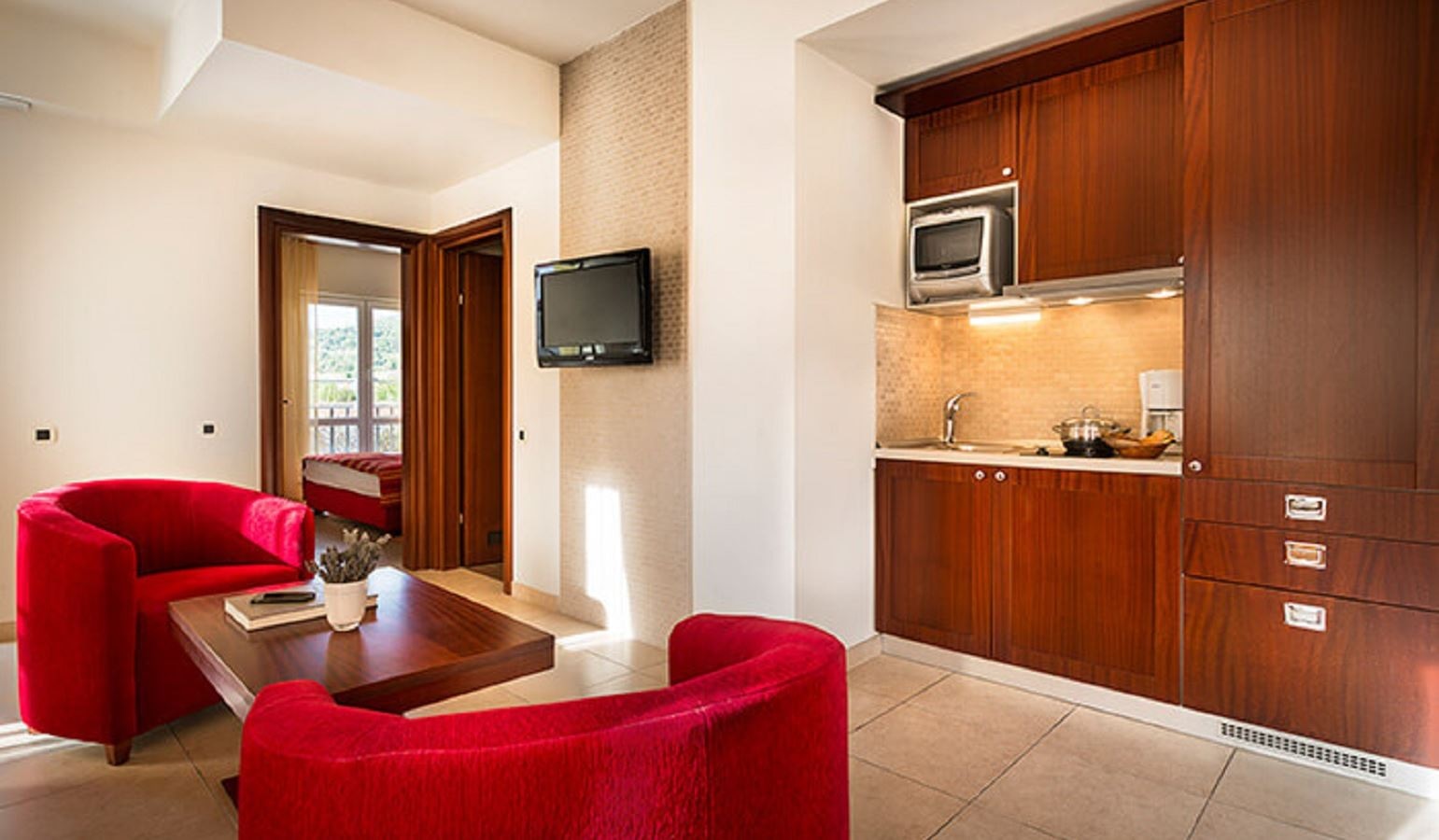 rooms-superior-apartment-balcony