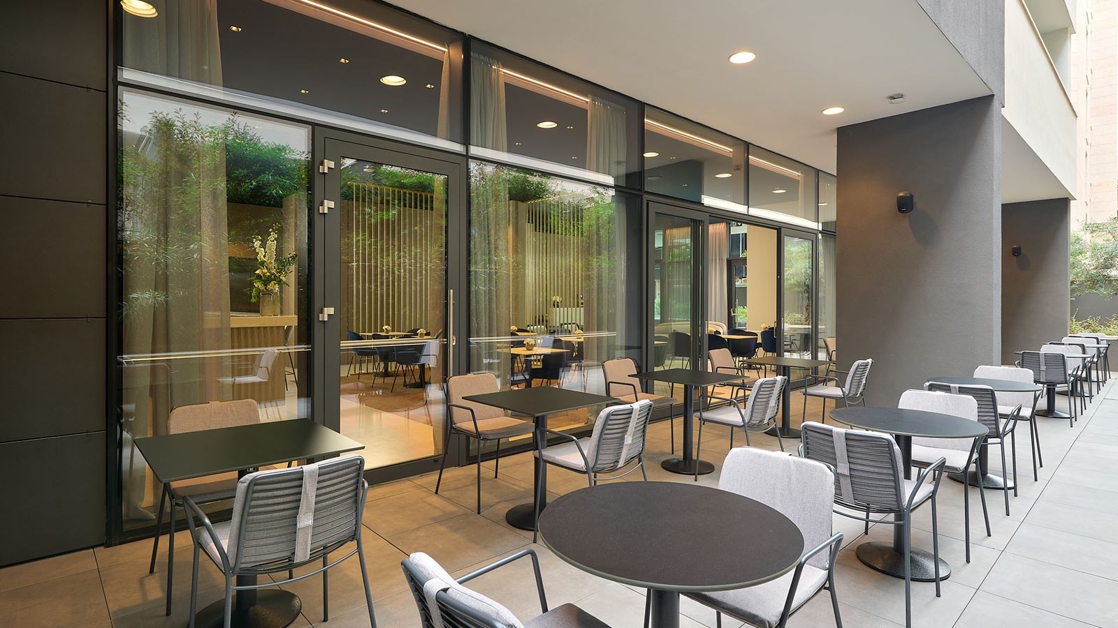 restaurants-restaurants