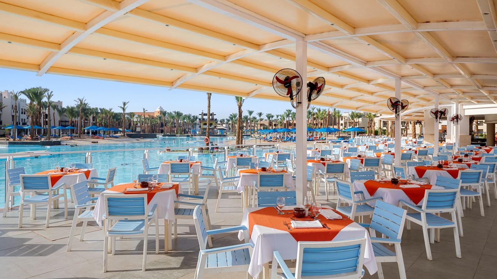 restaurants-lagoon-restaurant