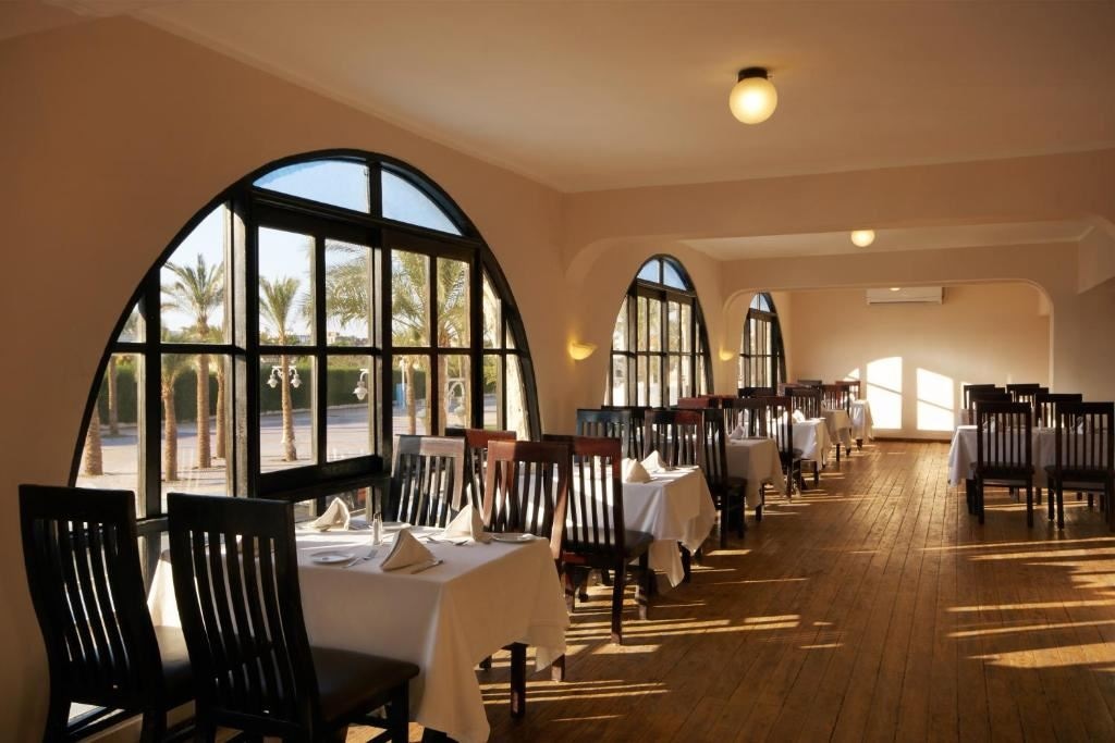 restaurants-restaurants