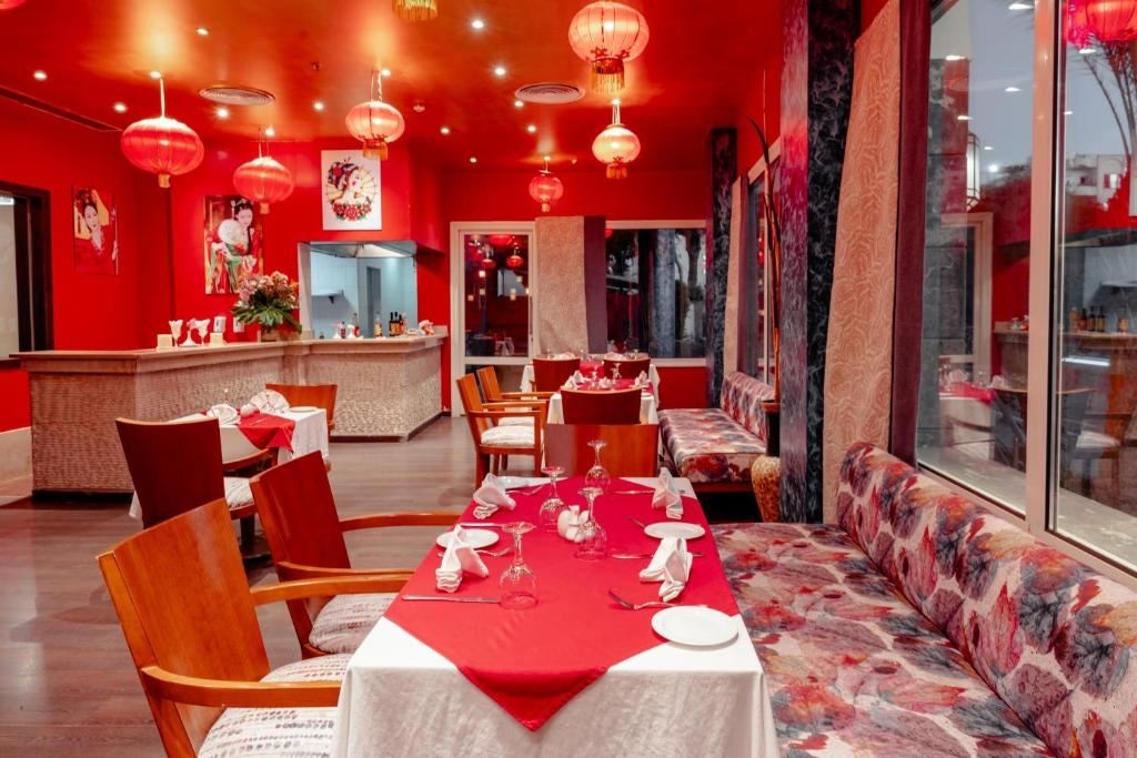 restaurants-restaurants