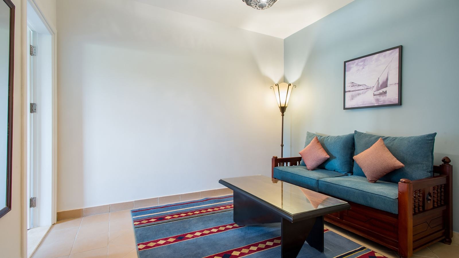 rooms-family-room-garden-view