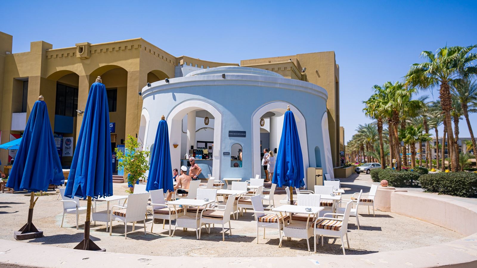 bars-marina-beach-bar