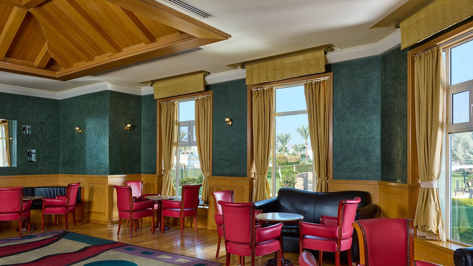 restaurants-lobby-bar