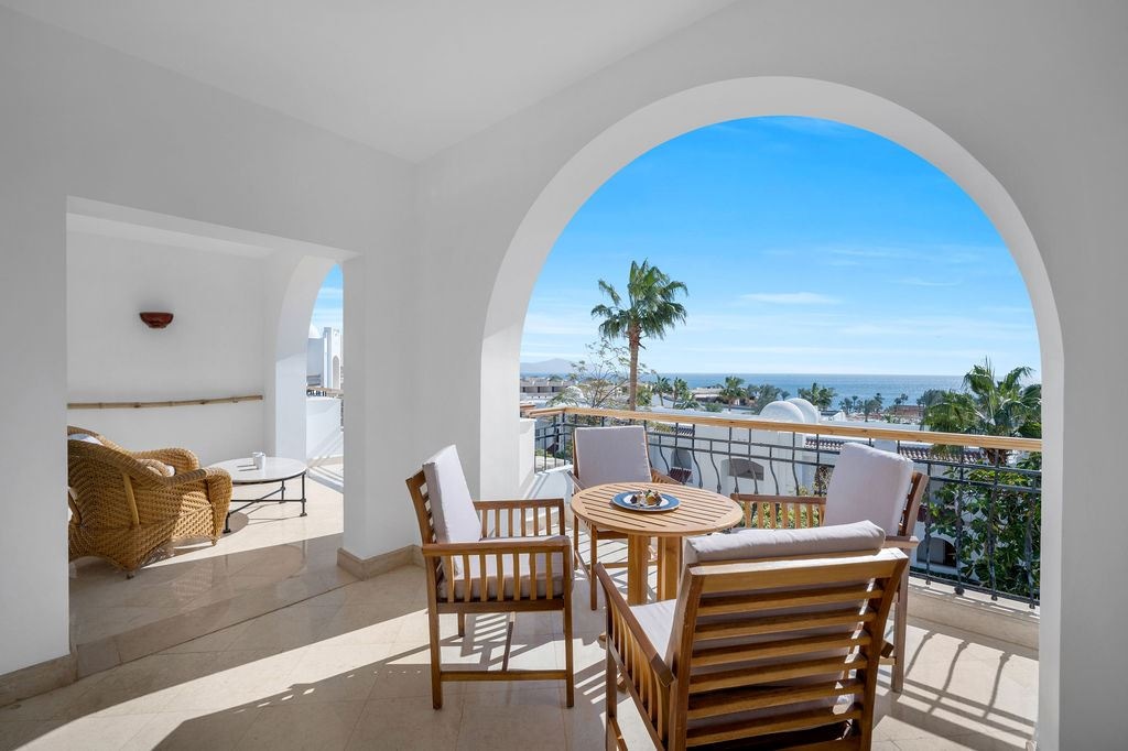 rooms-diplomatic-suite