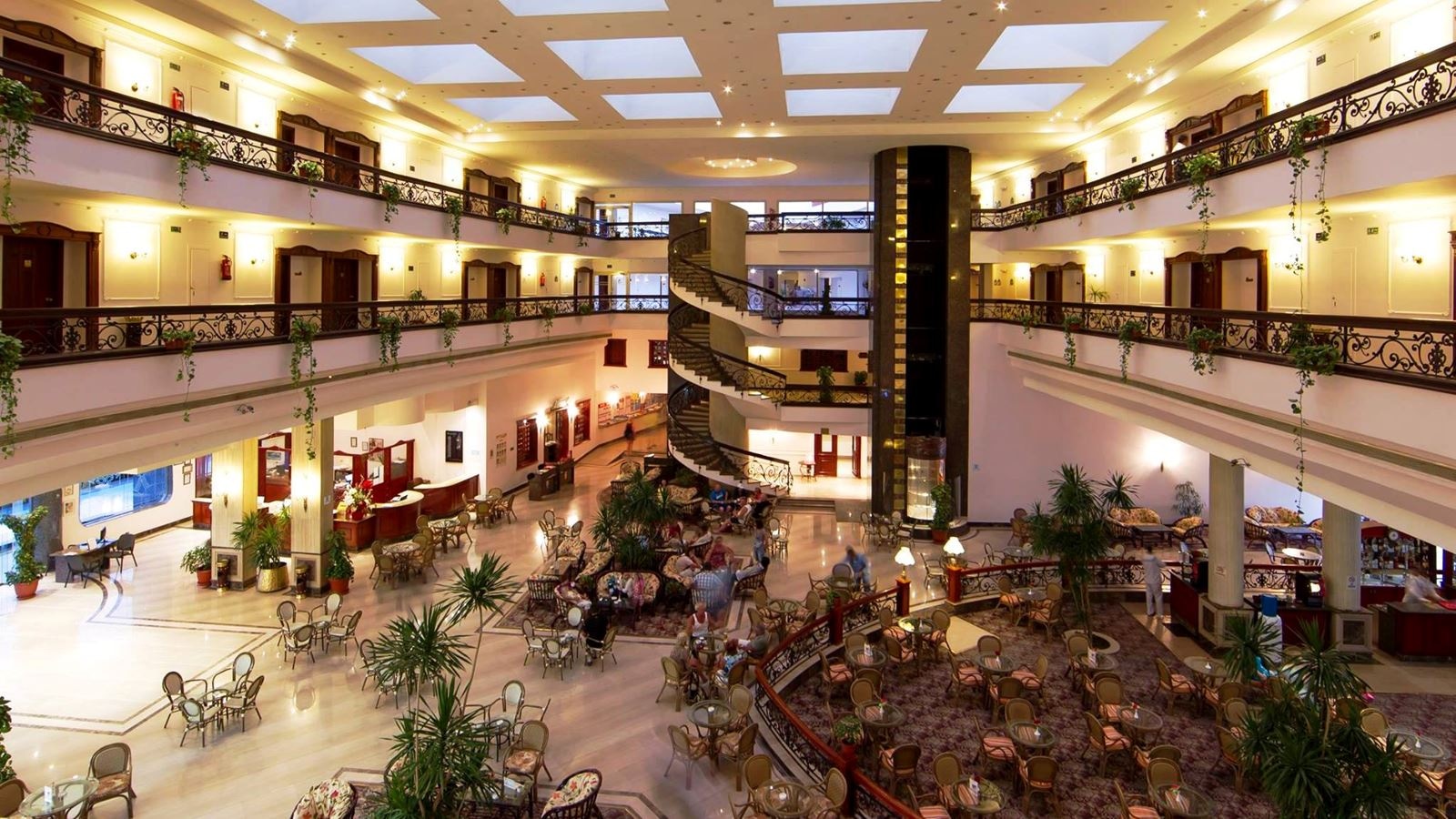 general-main-building