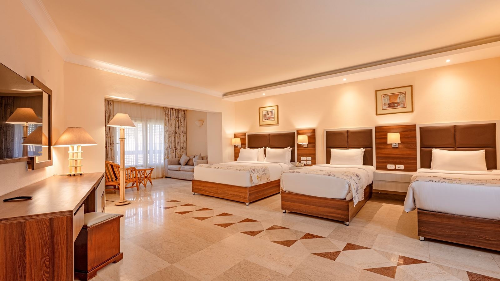 rooms-family-partial-sea-view