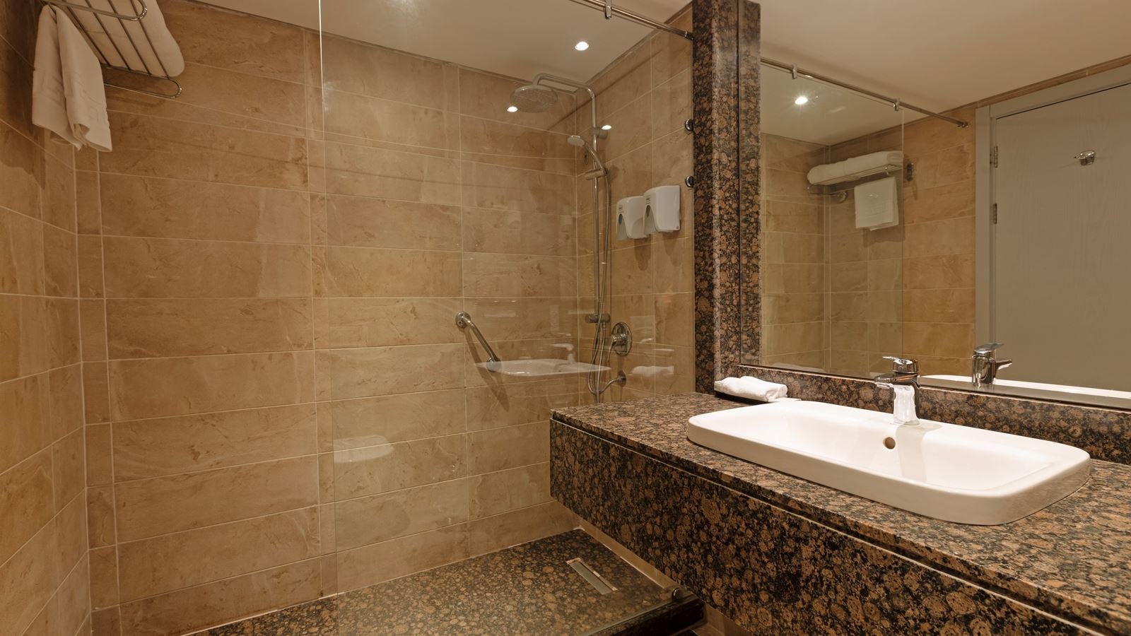 rooms-classic-double-garden-view