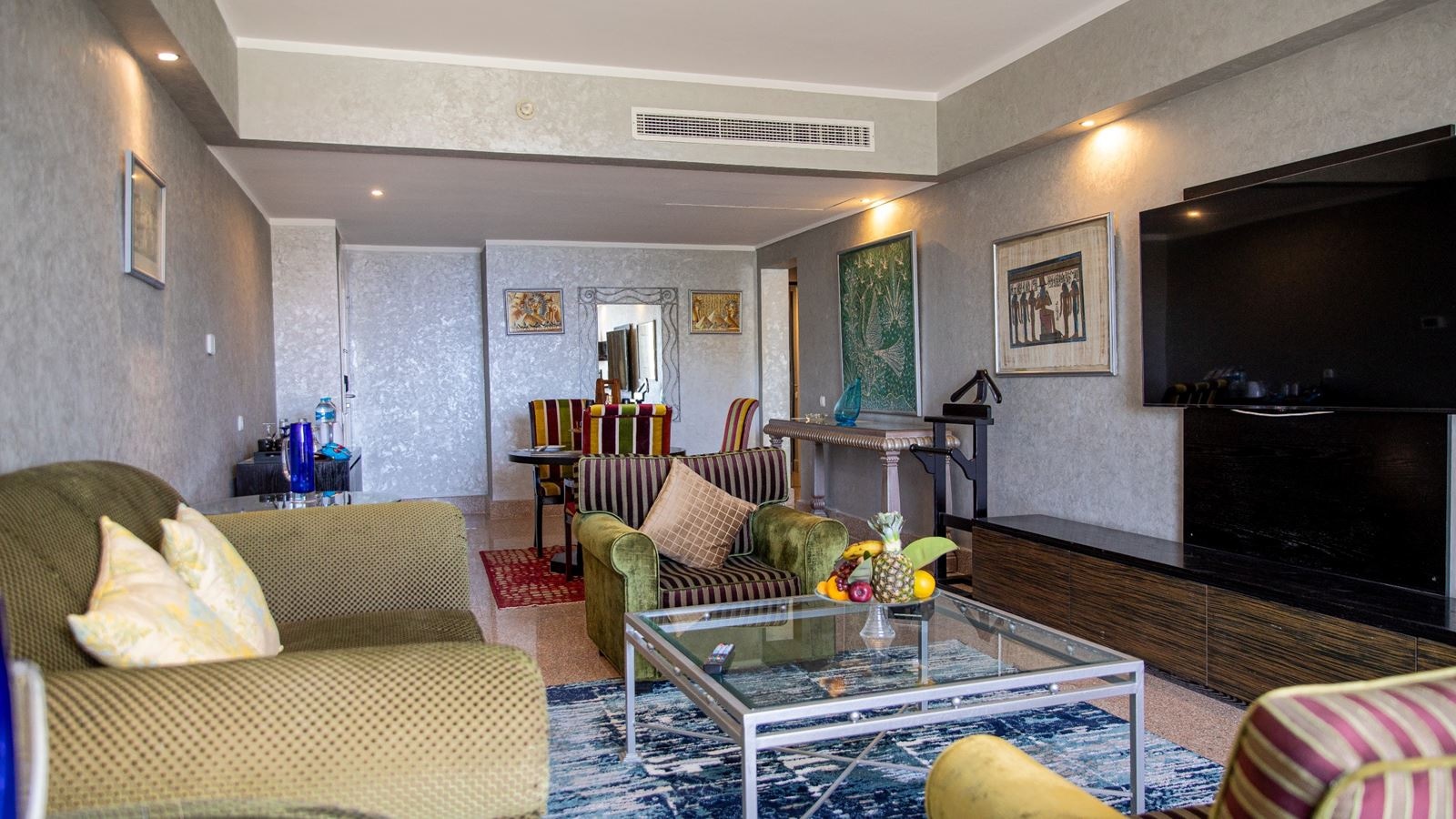 rooms-presidential-suite-02-bed-rooms