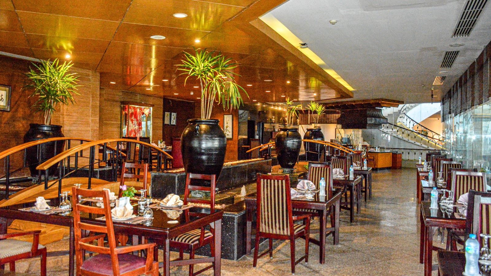 restaurants-blue-ginger