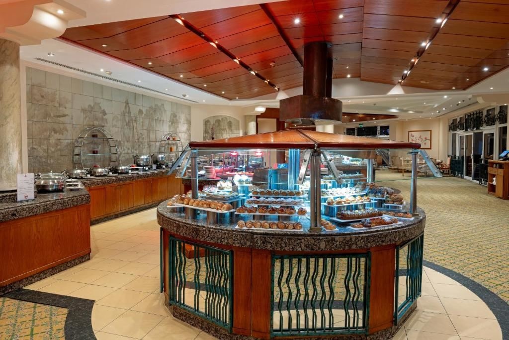 restaurants-restaurants