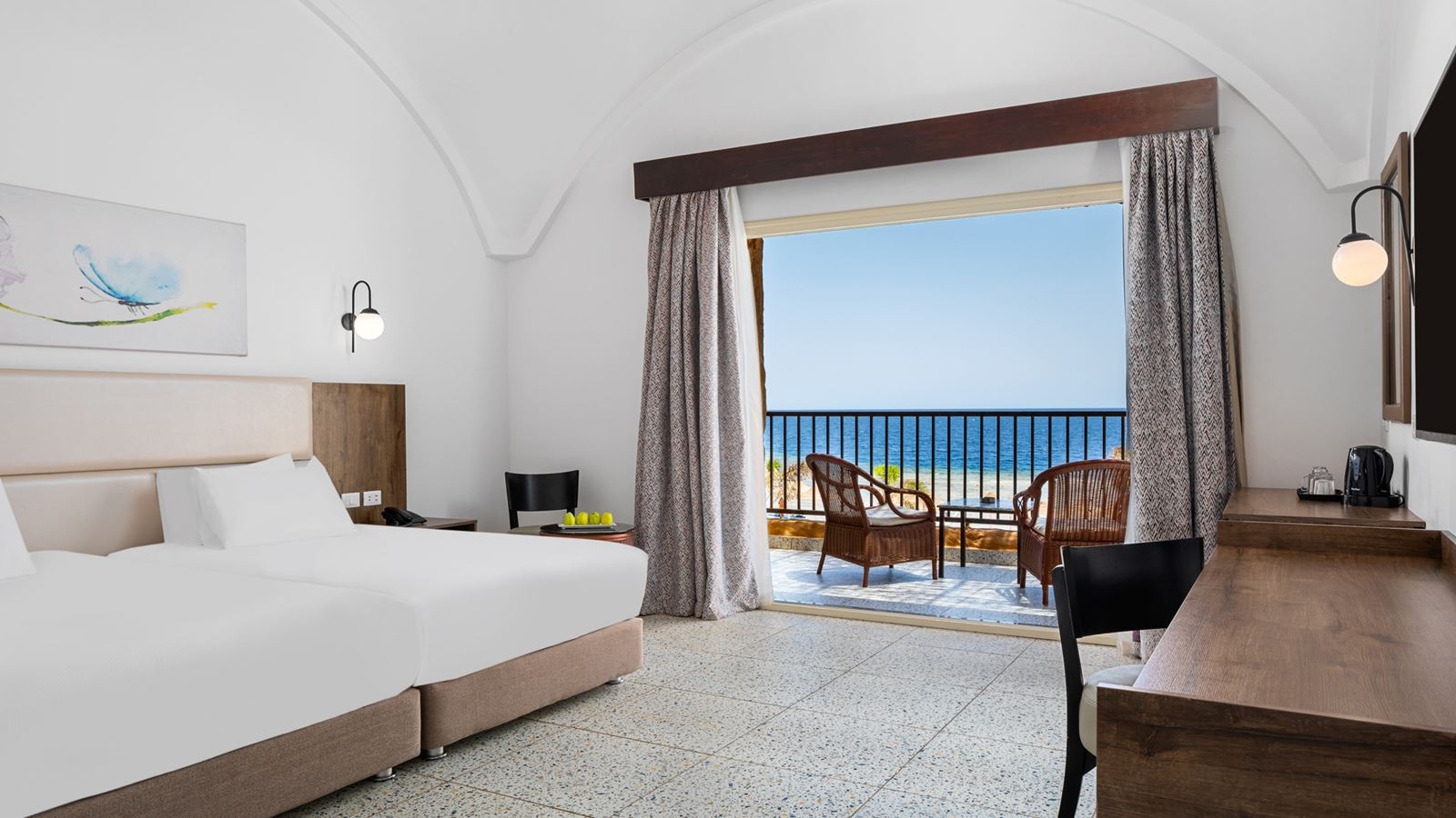 rooms-superior-room-sea-view