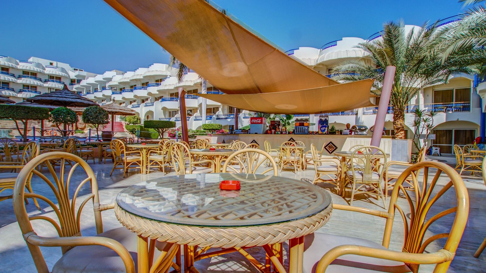 bars-marc-anthony-pool-bar