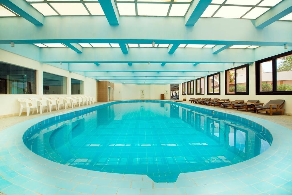 pools-indoor-pool