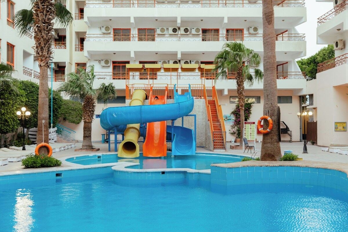 water-park-water-park