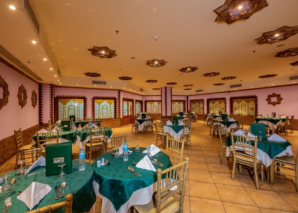 restaurants-restaurants