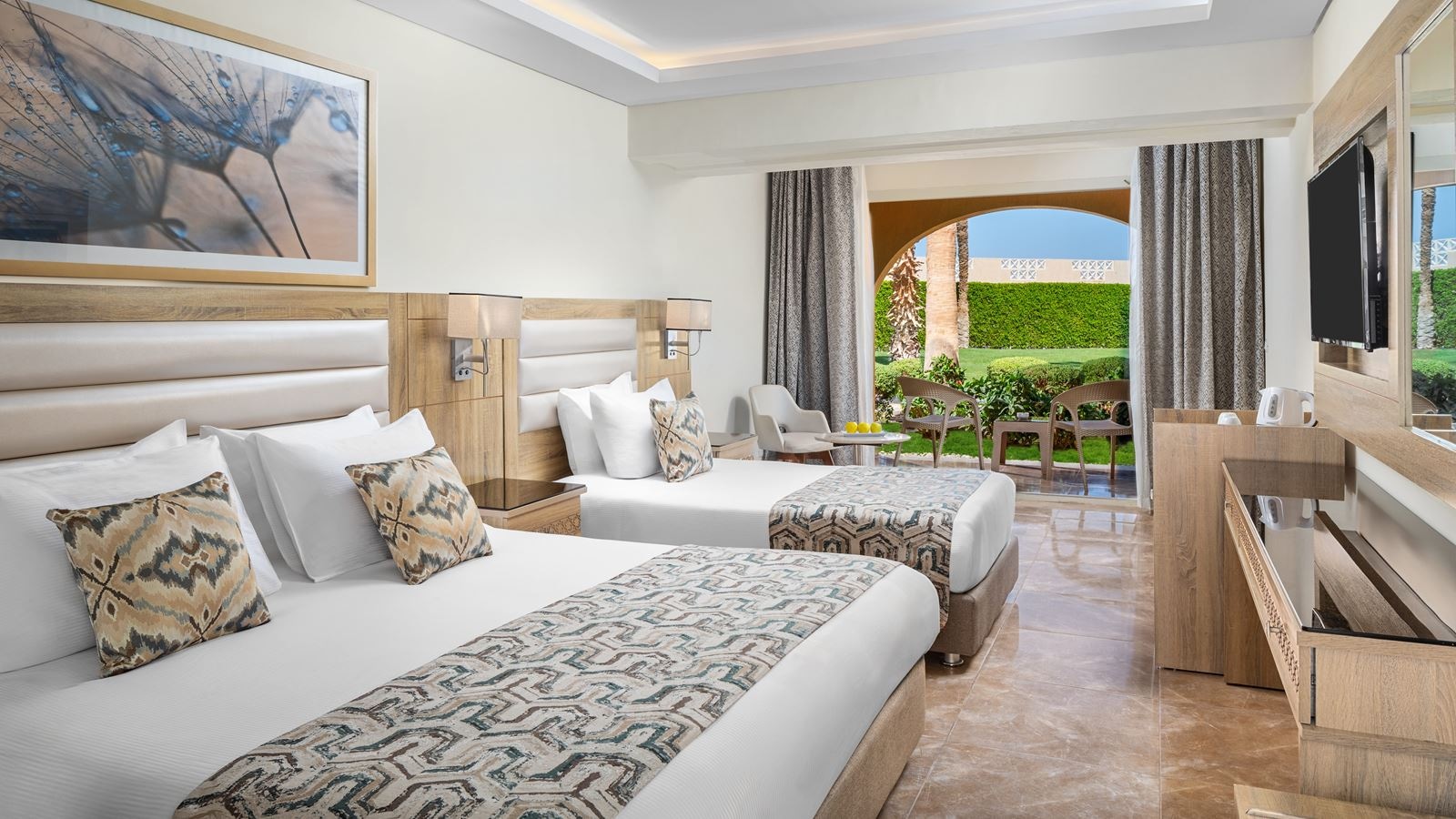 rooms-bungalow-garden-view