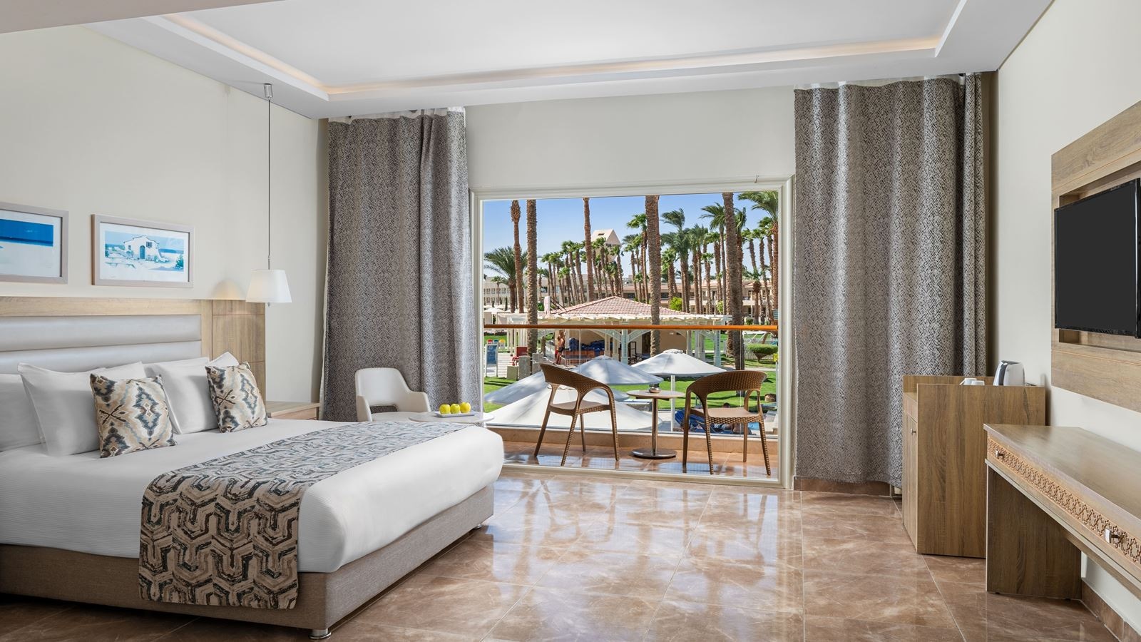 rooms-bungalow-pool-view