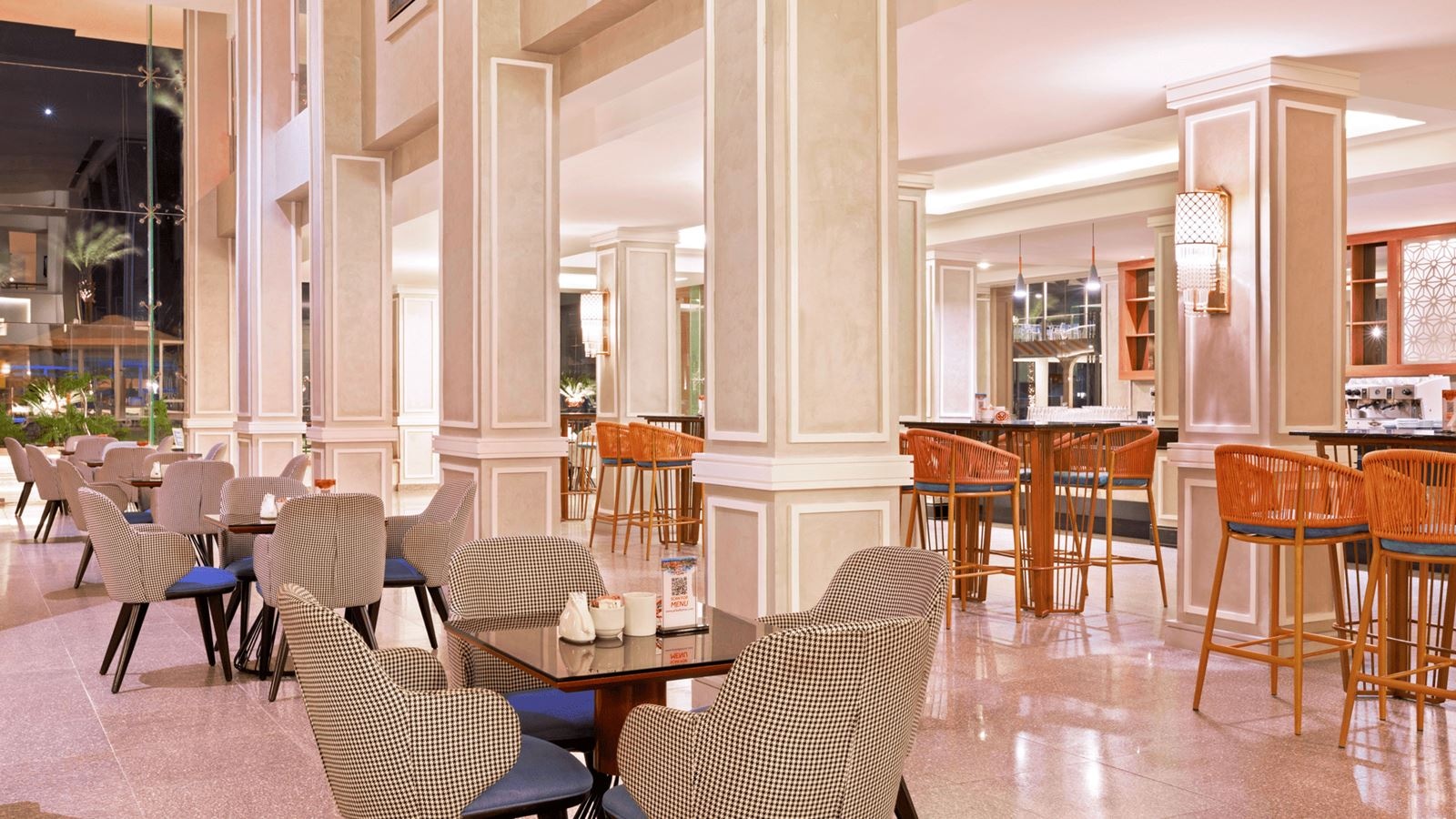 restaurants-columbus-bar