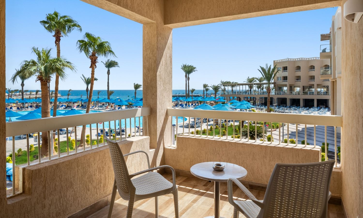 rooms-superior-room-sea-view