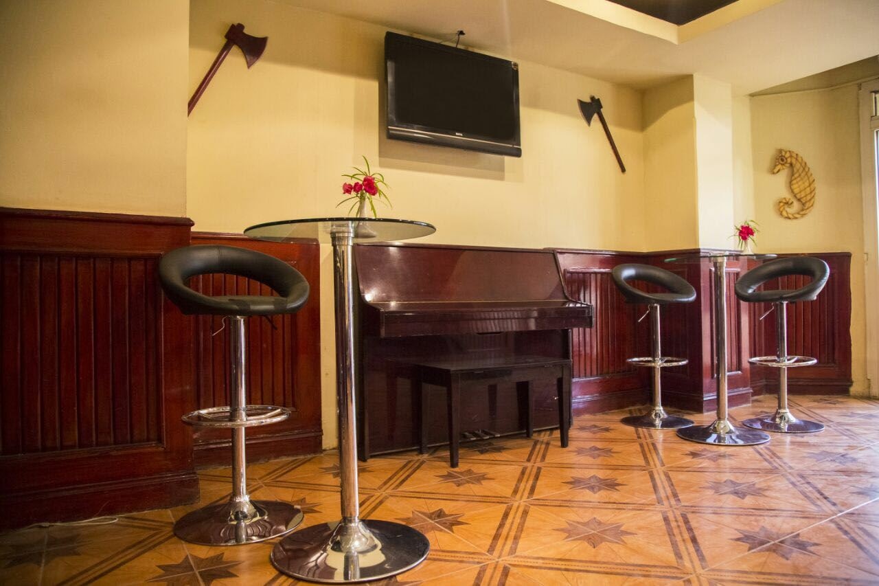 restaurants-layalina-bar