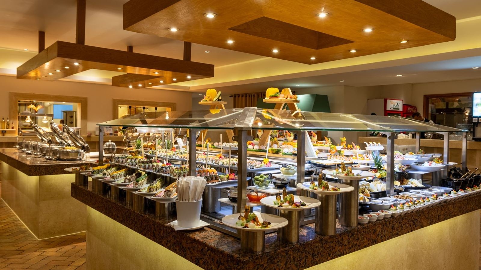 restaurants-main-restaurant-west-bay-adult-only