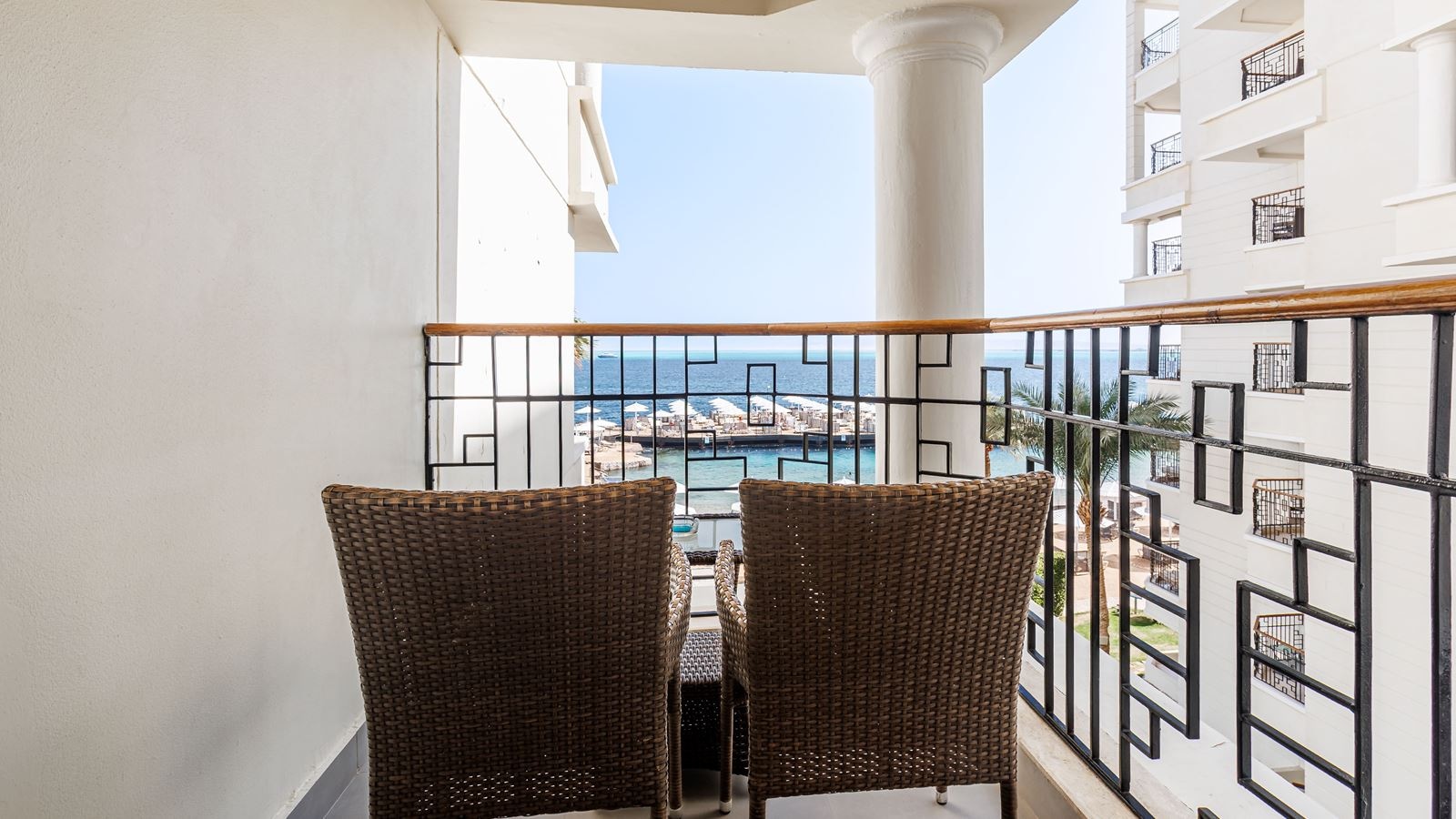 rooms-superior-room-sea-view