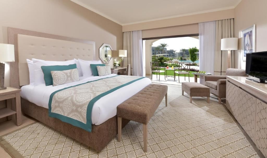 rooms-superior-pool-view