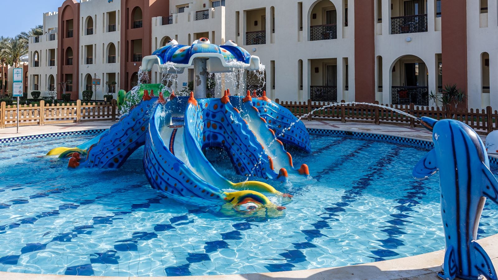 pools-outdoor-childrens-pool