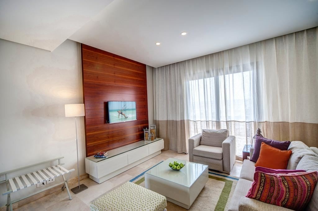 rooms-family-suite--two-bedroom-apartment