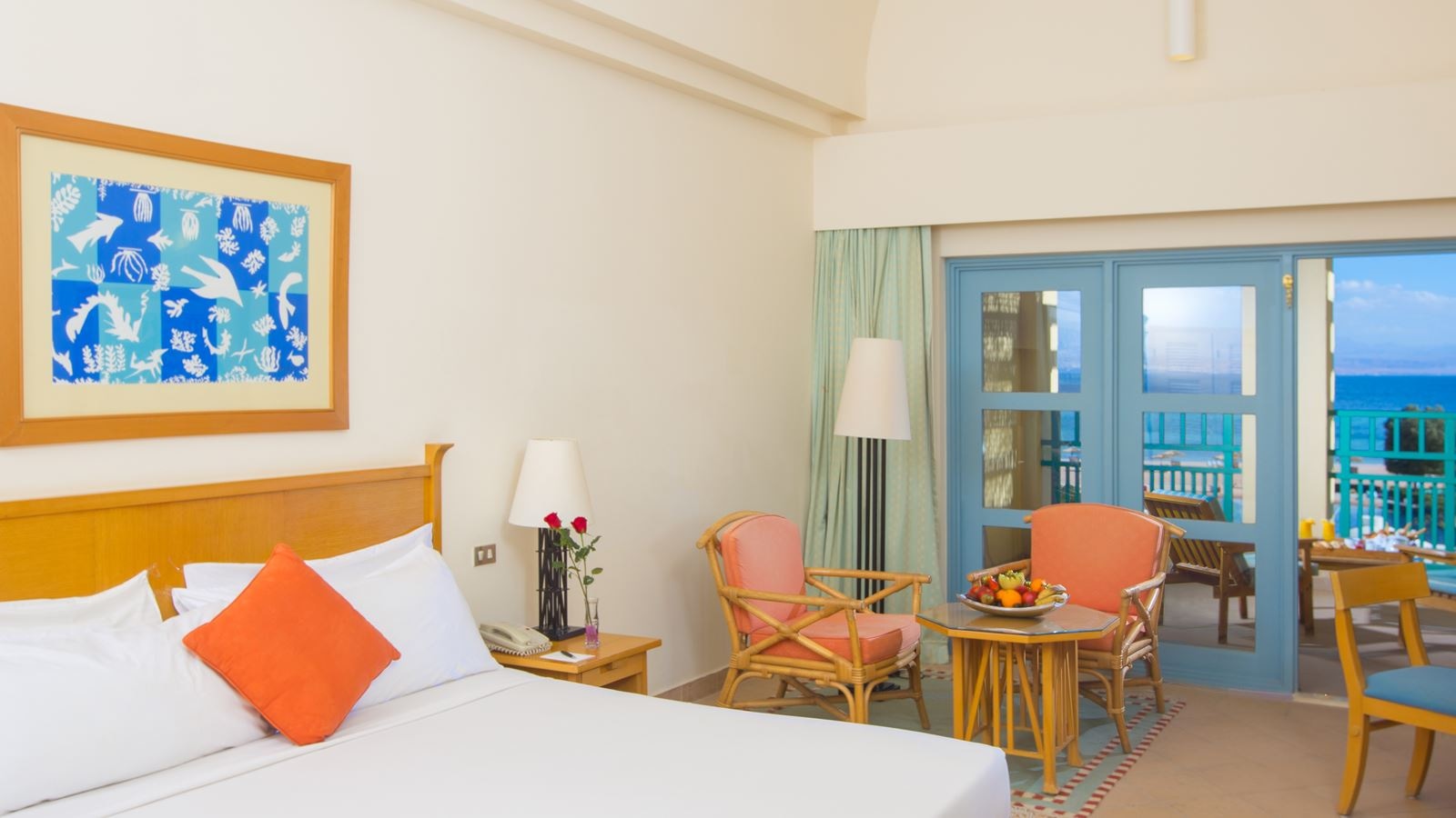 rooms-sea-front-room