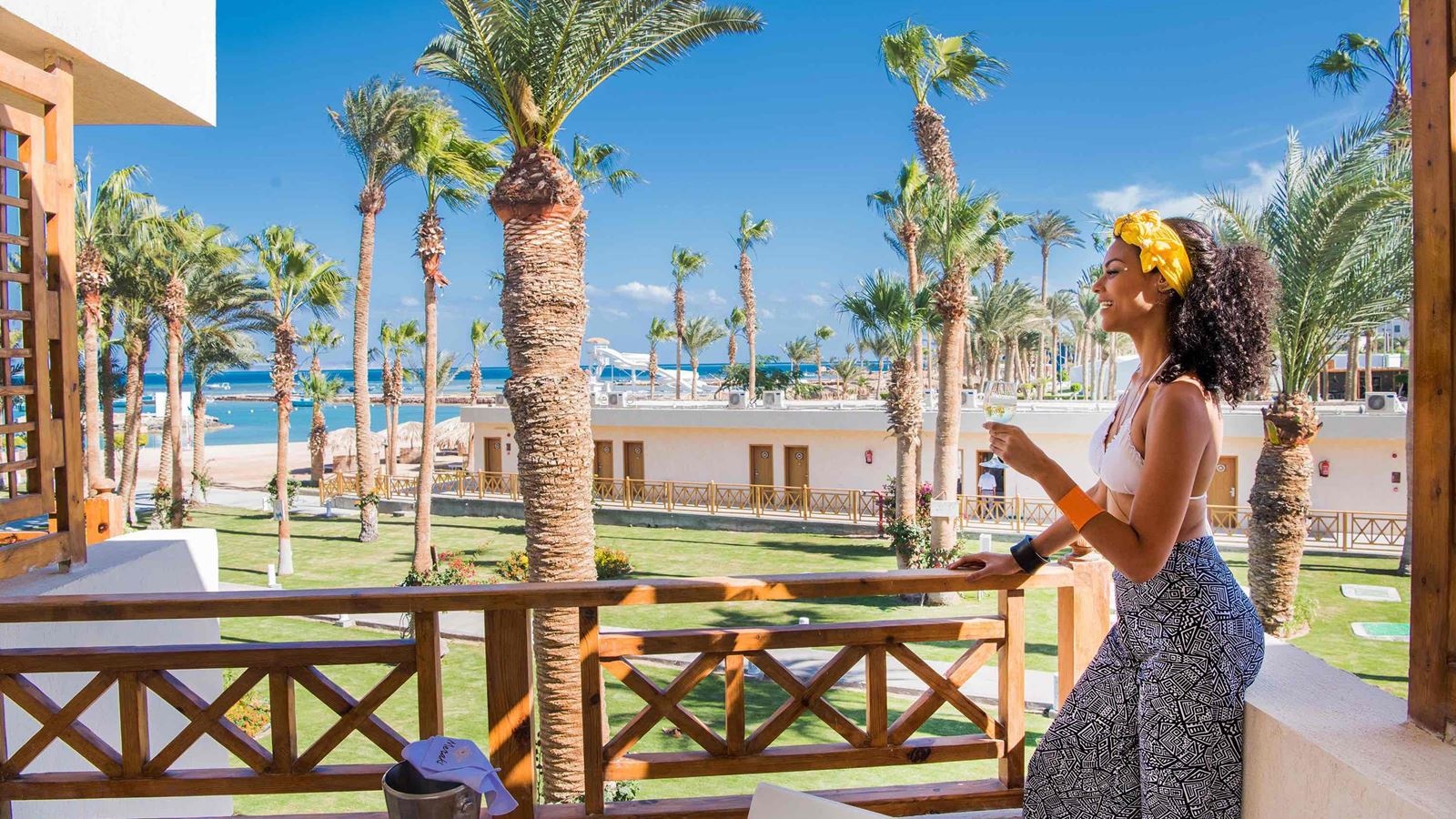 rooms-gypster-room-garden--sea-view