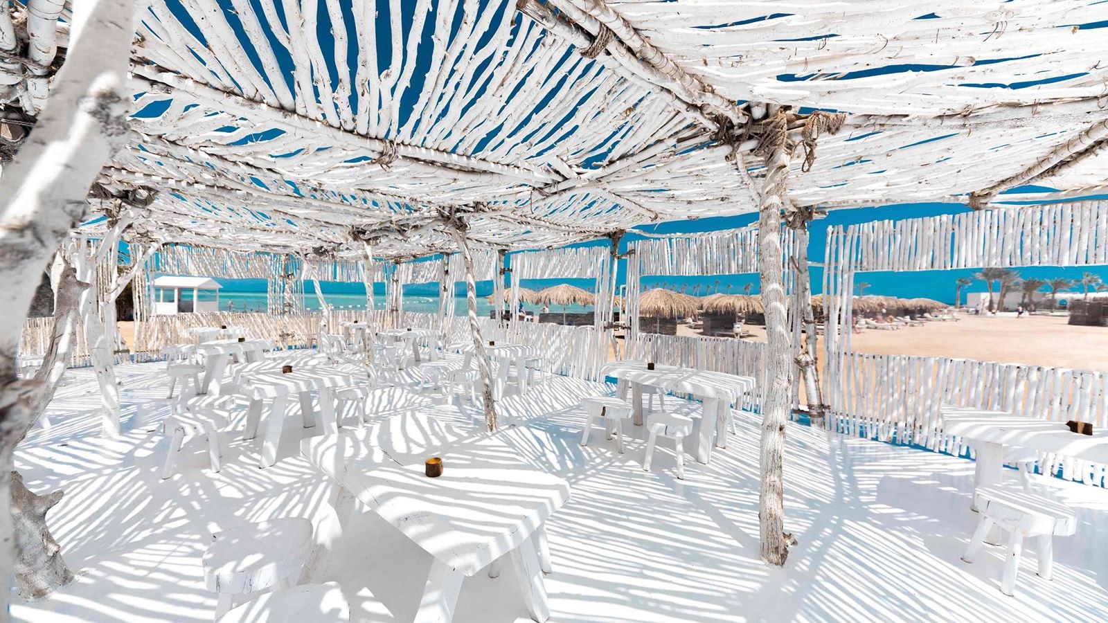 bars-yades-beach-bar