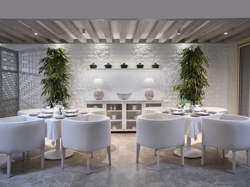 restaurants-arabesque-lebanese-specialty-restaurant