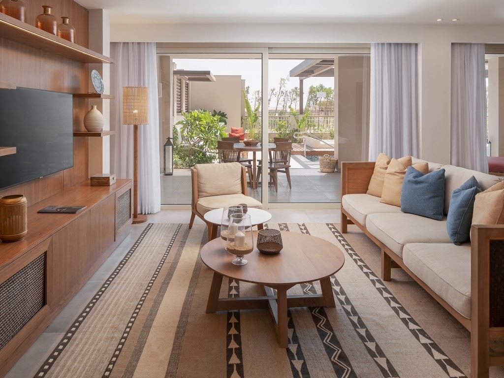 rooms-royal-suites-with-swimup-pool