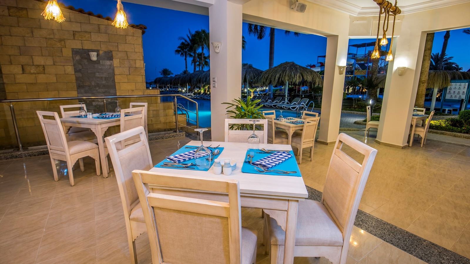 bars-poseidon-pool-bar